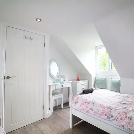 Norham Cottage: Rural Retreat with Beach Access and Dog-Friendly Amenities Berwick Upon Tweed Exterior photo