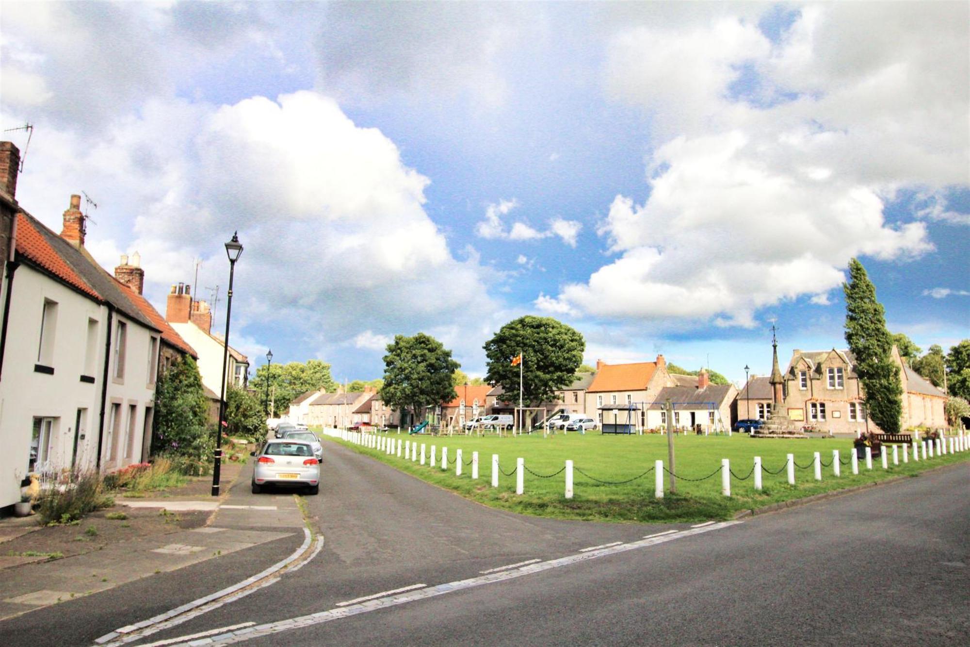 Holiday home Norham Cottage: Rural Retreat With Access And Dog-friendly Amenities Berwick Upon Tweed