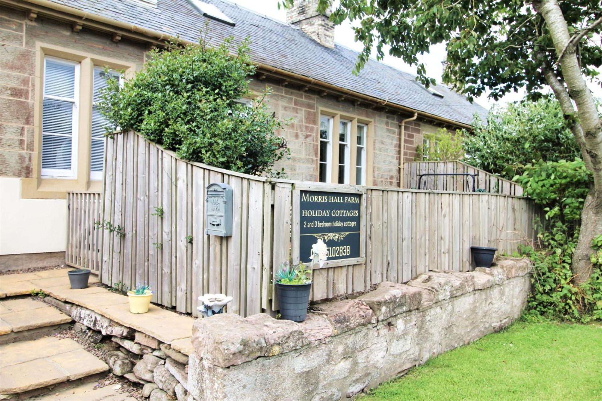 Norham Cottage: Rural Retreat With Access And Dog-friendly Amenities Holiday home Berwick Upon Tweed