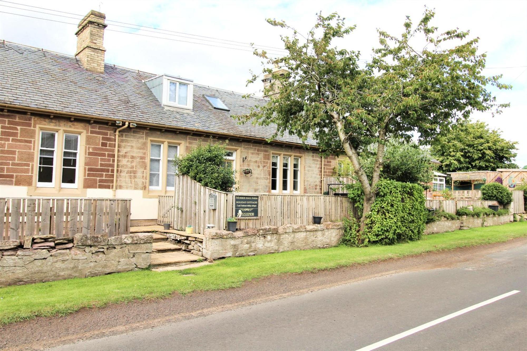 Norham Cottage: Rural Retreat With Access And Dog-friendly Amenities Holiday home Berwick Upon Tweed